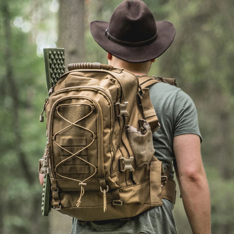 LQARMY Outdoor Tactical Backpack For Hiking Travel And Camping