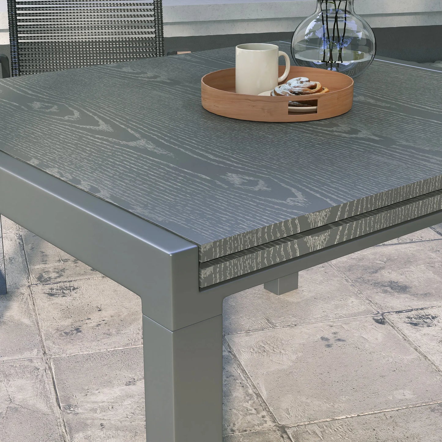 Extendable Outdoor Dining Table With Sturdy Aluminum Frame